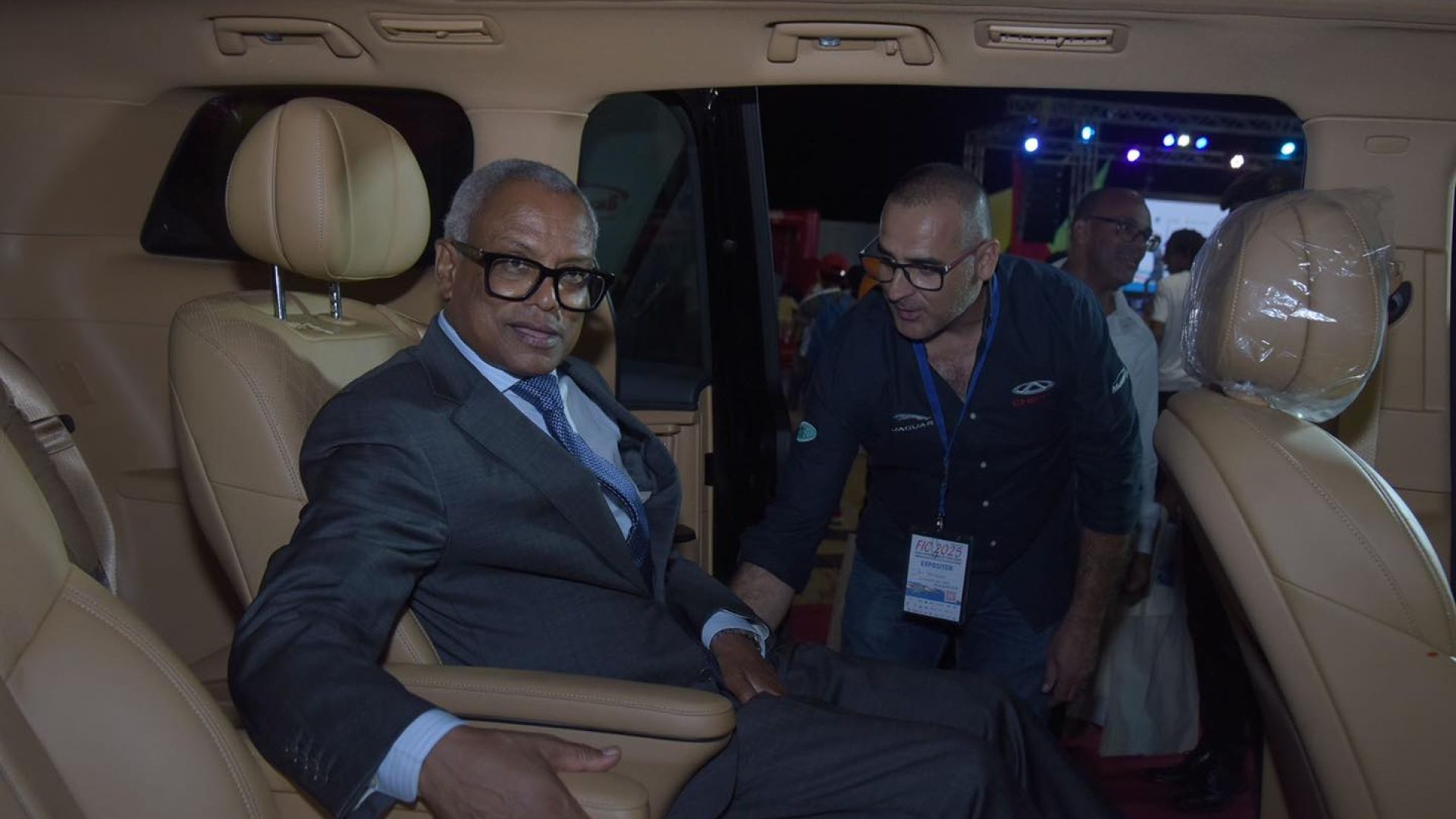 588615070_1674057647341944_5447846368716605986_n